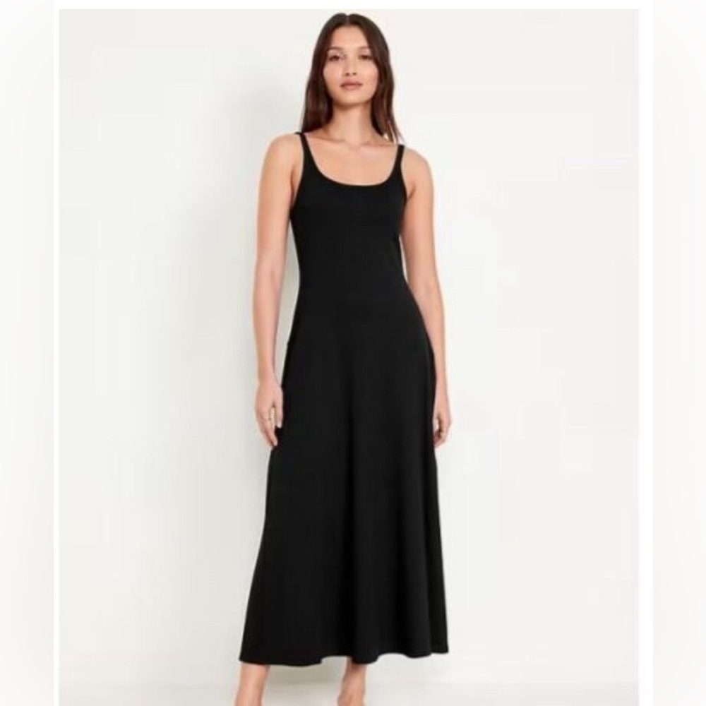 NWOT Old Navy Fit & Flare Rib-Knit Midi Tank Dress